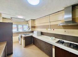 Blk 11 Eunos Crescent (Geylang), HDB 4 Rooms #574575951
